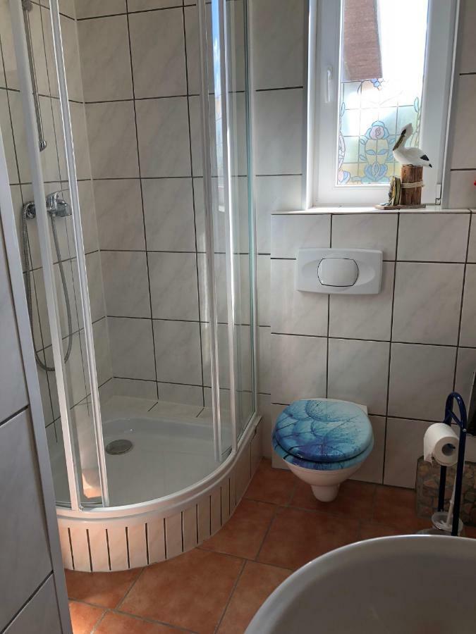 Ferienwohnung Im Park 1 Lenschow Ngoại thất bức ảnh